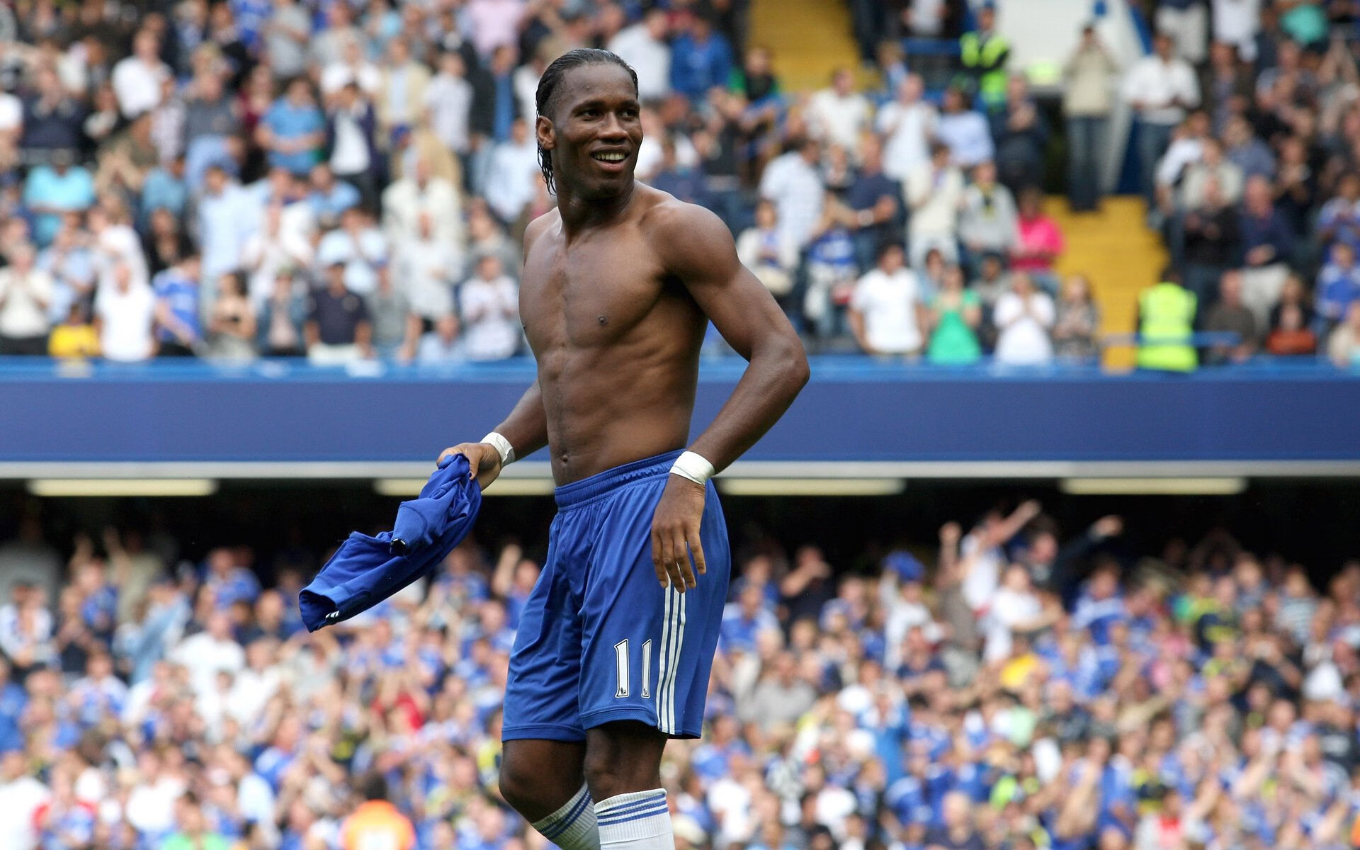 水球队整体抗压能力提升，水球队的制服